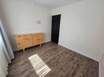 VENTA DE CASA DE UNA PLANTA CON PATIO, EN CONDOMINIO EN HEREDIA