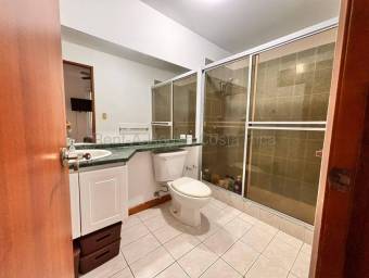 Venta de Apartamento en URUCA-San José. RAH 27-84 