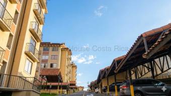 Venta de Apartamento en URUCA-San José. RAH 27-84 