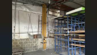 Venta de Galerón Industrial en Mercedes de Heredia. RAH 26-1488