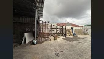 Venta de Galerón Industrial en Mercedes de Heredia. RAH 26-1488