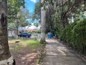 Venta de Excelente Residencial en Montes de Oca / Mls. 26-741 OFC JB