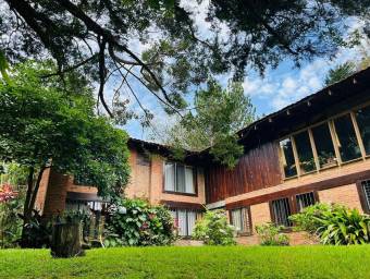 Venta de Hotel en Barva San José de La Montaña. RAH 27-189