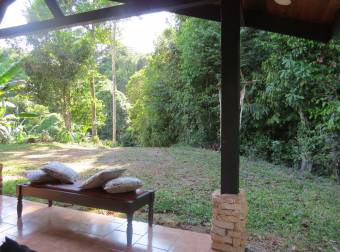 SE VENDE REFUGIO PRIVADO CON MAS DE 4 HECTAREAS DE BOSQUE PRIMARIO