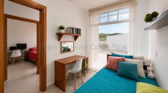 Venta de Elegante Townhouse con Amplios Espacios en Montes de Oca #27-176 GS