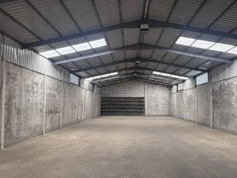 Venta de Amplia Bodega Comercial en Tres Ríos #27-161 GS