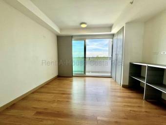 Se alquila apartamento en Ulloa Heredia 26-2160