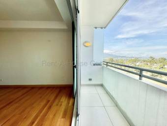 Se alquila apartamento en Ulloa Heredia 26-2160
