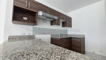 Se alquila apartamento en Ulloa Heredia 27-88
