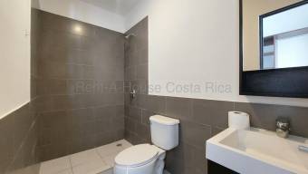 Se alquila apartamento en Ulloa Heredia 27-88