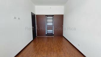 Se alquila apartamento en Ulloa Heredia 27-88