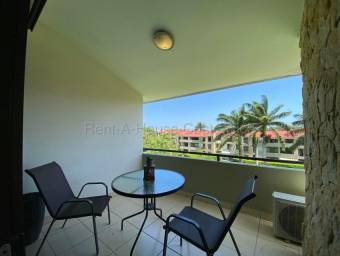 Se alquila apartamento en Santa Ana San José 27-174