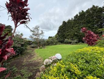 Venta de finca con bodega, casa y vistas panorámicas en Heredia #27-180 GS