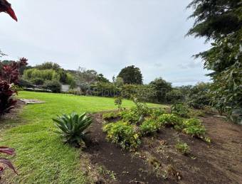 Venta de finca con bodega, casa y vistas panorámicas en Heredia #27-180 GS
