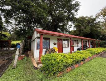 Venta de finca con bodega, casa y vistas panorámicas en Heredia #27-180 GS