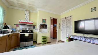 Venta de casa de un nivel con uso mixto y amplio terreno en San José #27-167 GS