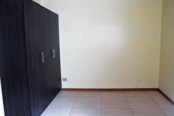 Alquiler de Apartamento en Curridabat  #19-744