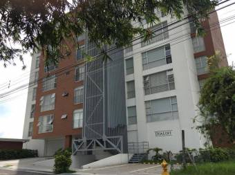 Se alquila o vende apartamento DuaLoft en la Uruca , cerca del Hospital Mexico 