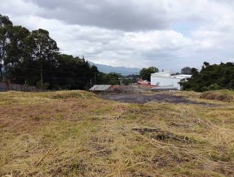 Terreno para construir en excelente ubicación en Tres Ríos