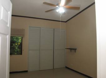 Casa en Condominio semi nueva en San Rafael de Alajuela P120