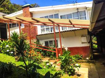 Venta de terreno con Restaurante en El Guarco de Cartago.