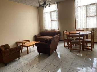 se alquila espacioso apartamento en Escazu Centro 20-1605