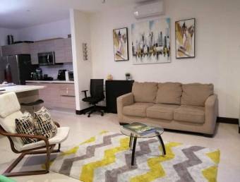 Hermoso y moderno apartamento ubicado en uno de los mejores condominios de la zona 20-1718