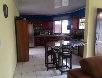 VENDO BELLA CASA 60 MILLONES SANTO DOMINGO HEREDIA