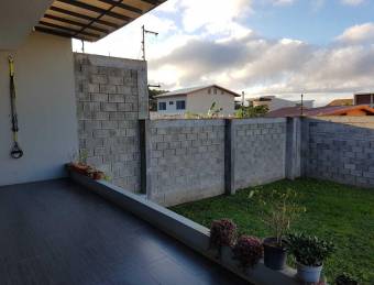 A la venta imponente casa en San Isidro, Heredia. #20-1973