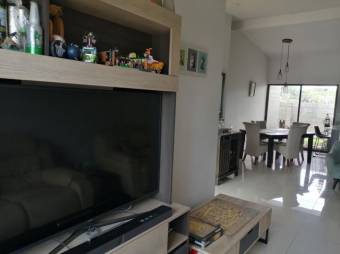 MLS-21-2592 VENTA CASA ULLOA HEREDIA 