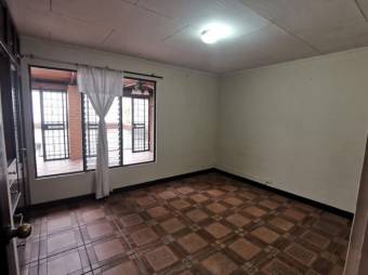 MLS-21-2527 VENTA CASA MORAVIA