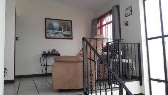 MLS-21-86 VENTA CASA MORAVIA 