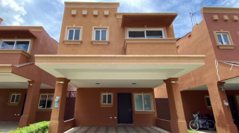 Casa en Venta en Alajuela - Alajuela La Guácima CODIGO#4274932