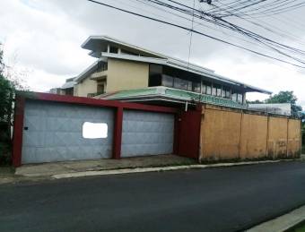 Venta de casa ubicada en  San José, Curridabat, Guayabos