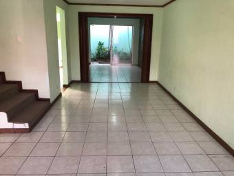 Se vende bonita casa en Heredia, 21-1379