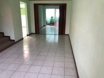 Se vende bonita casa en Heredia, 21-1379