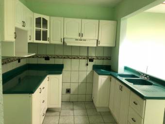 Se vende bonita casa en Heredia, 21-1379