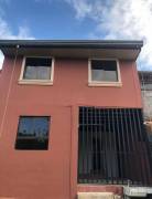 Se vende casa ideal para familias grandes, en Heredia 21-2237