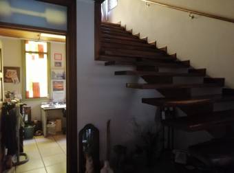 Casa en Venta de Dos Niveles en San Rafael de Escazu-CODIGO 3285364