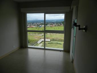 Se alquila precioso apartamento en Ulloa 21-310