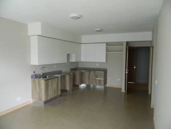 Se alquila precioso apartamento en Ulloa 21-310