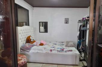 Venta de Casa en zona Tranquila y Centrica en Guapiles