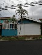 Casa en venta en Santa Barbara de Heredia De oportunidad, Se Cede deuda