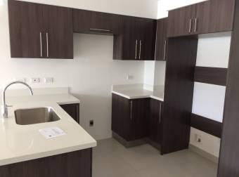 Alquiler Apartamento Condominio Altamira Heredia