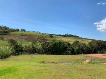 Casa en venta en Grecia, Alajuela. RAH 22-1970