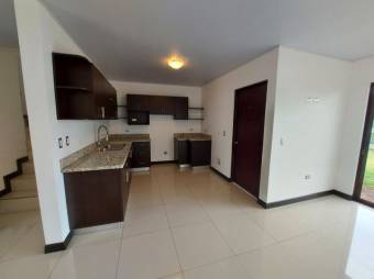 MLS-22-1840 VENTA CASA AGUA CALIENTE CARTAGO