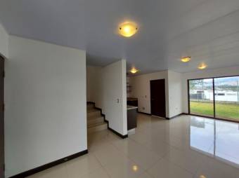 MLS-22-1840 VENTA CASA AGUA CALIENTE CARTAGO