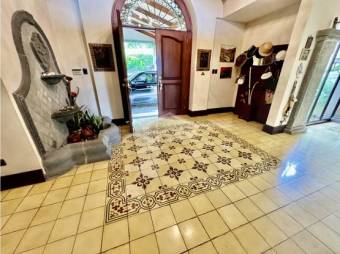 SE VENDE CASA EN CIUDAD COLÓN