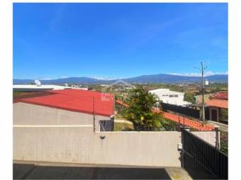 SE VENDE CASA EN CONDOMINIO SIERRA NEVADA EN GUACHIPELÍN ESCAZÚ