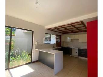 SE VENDE CASA EN CONDOMINIO SIERRA NEVADA EN GUACHIPELÍN ESCAZÚ